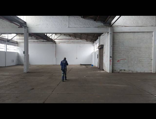 2,400M² WAREHOUSE TO LET IN EPPING INDUSTRIAL